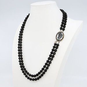 Vintage Jonne By House of Schrager Black Glass Cameo Beaded Necklace 1950s